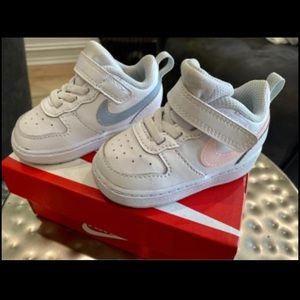 Nike gently used toddler sneakers